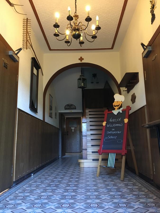 Dorfgasthof Schmitz Schalkenmehren Bagian luar foto